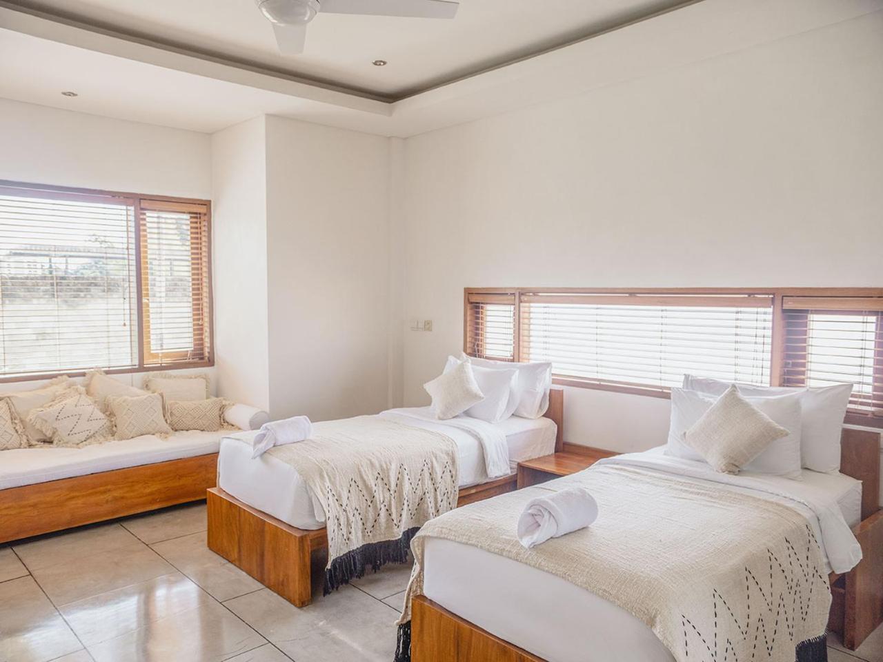 Ab & Seminyak (Bali)