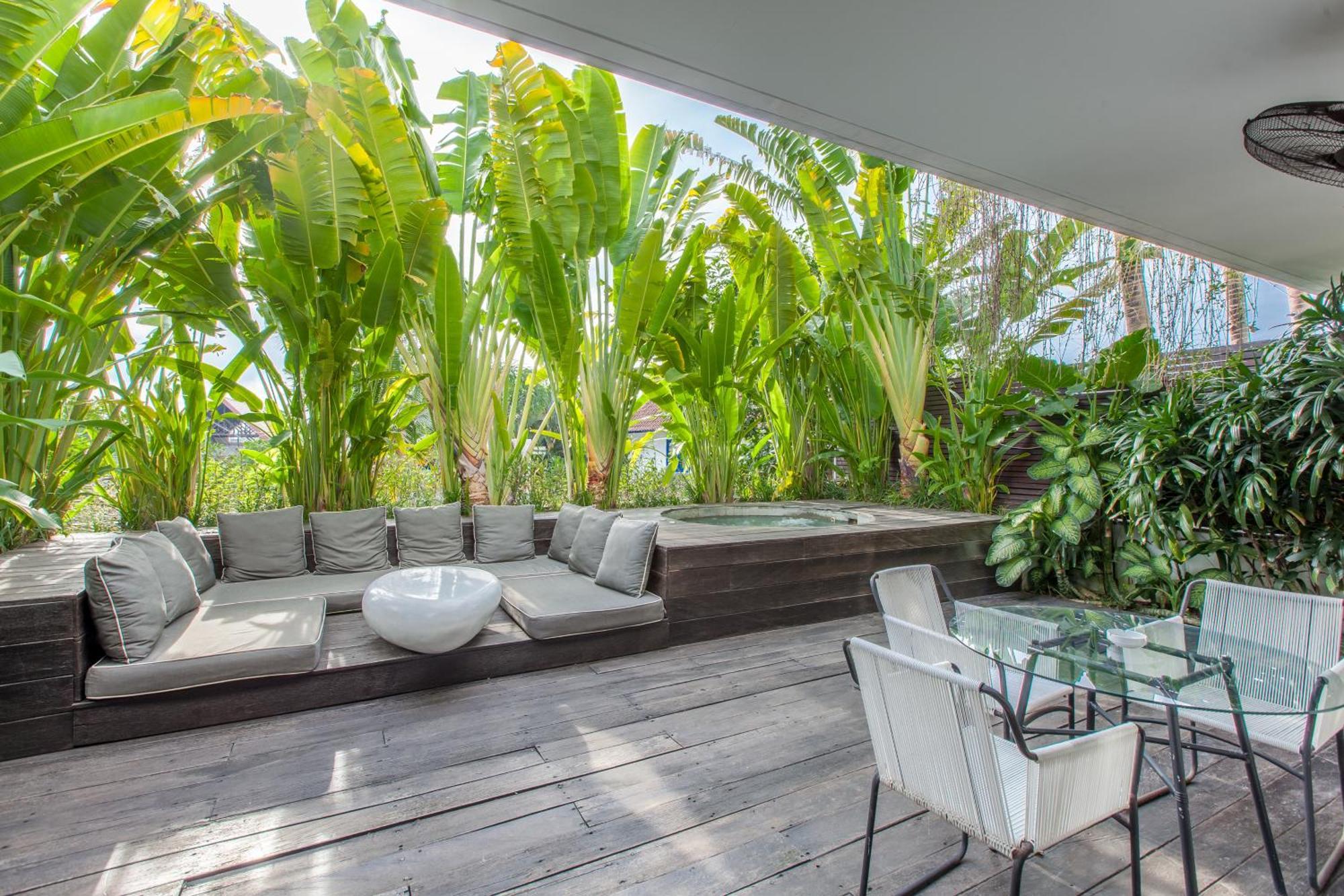 Ab & 4* Seminyak (Bali)